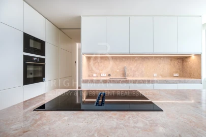 Moradia T4 para Venda em Alcantara