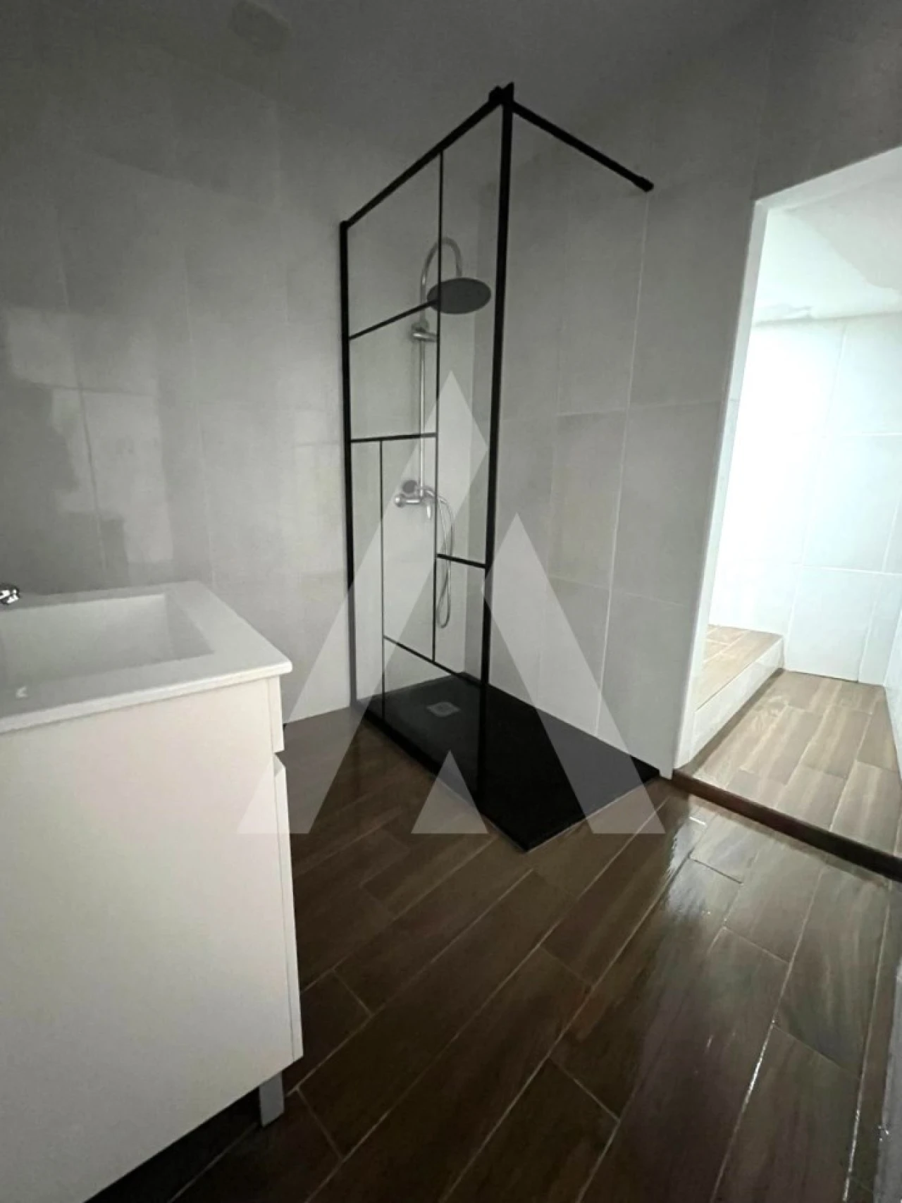 Moradia T5 para Venda em Santa Comba Dão e Couto do Mosteiro Foto 3