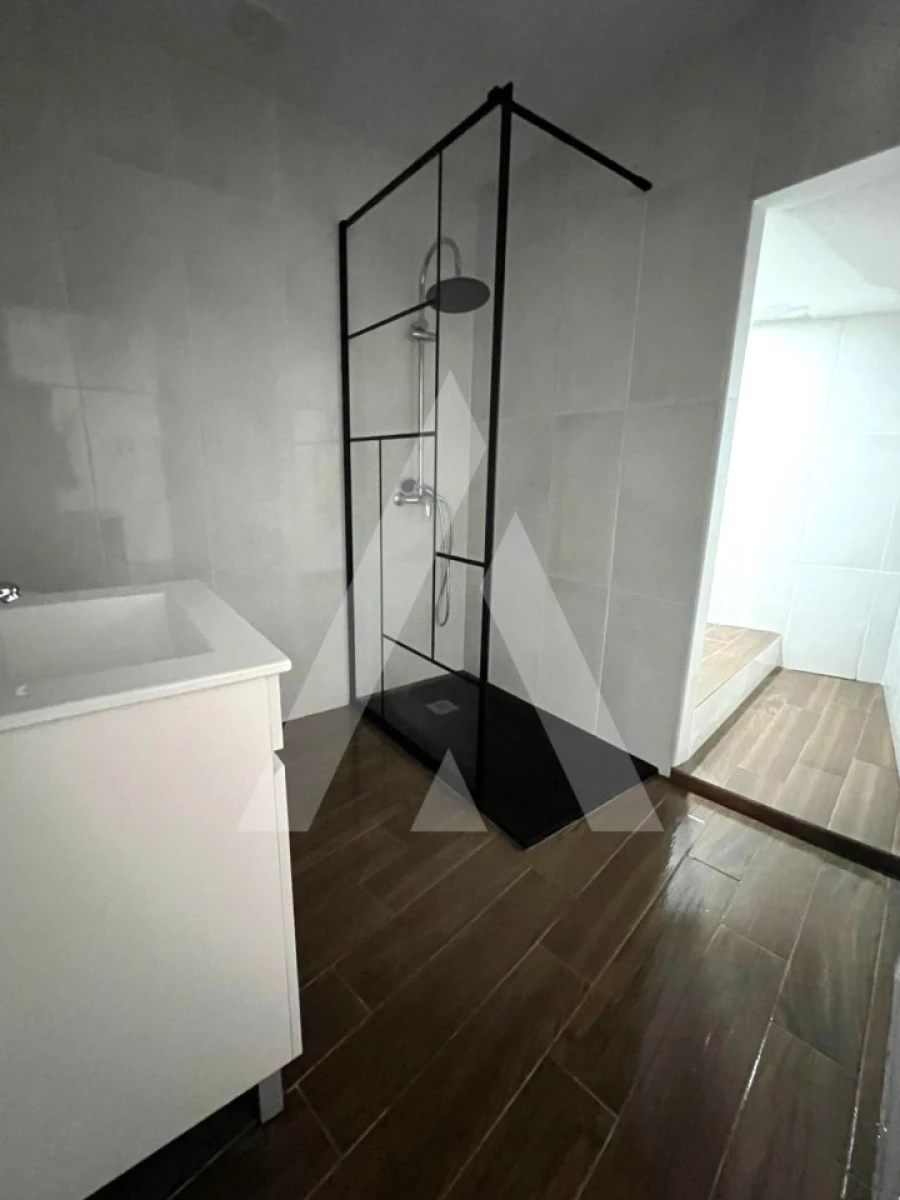 Moradia T5 para Venda em Santa Comba Dão e Couto do Mosteiro Foto 3