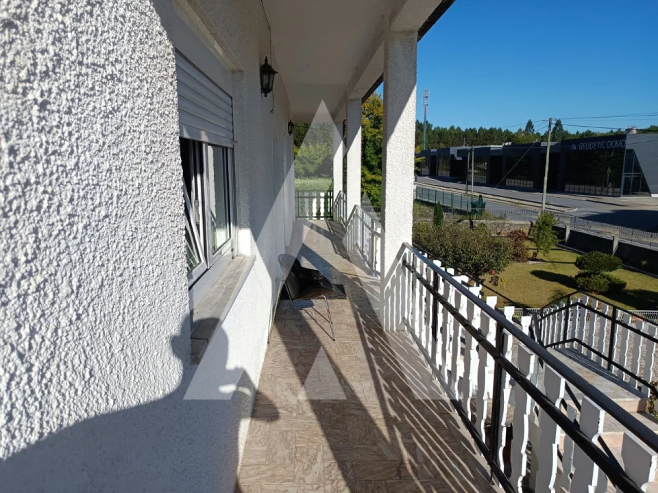 Moradia T3 para Venda em Fragoso Foto 4