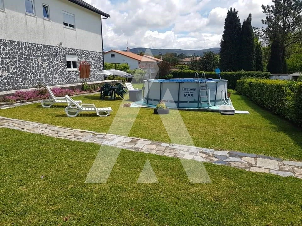 Moradia T3 para Venda em Fragoso Foto 10