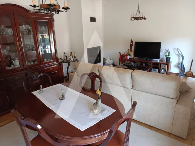 Moradia T3 para Venda em Fragoso Foto 20