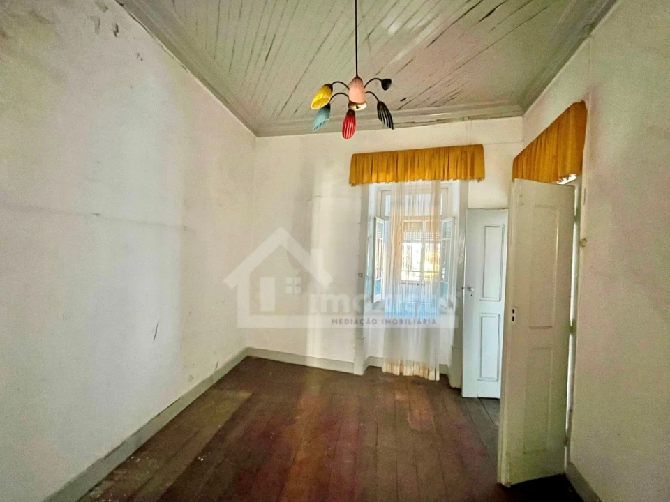 Prédio para Venda em Figueiró dos Vinhos e Bairradas Foto 12