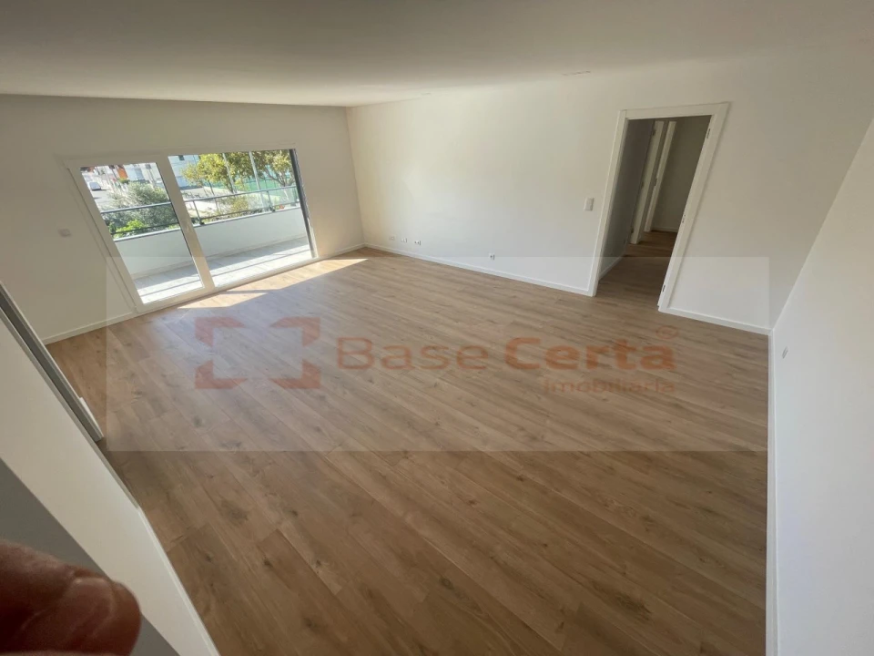 Apartamento T3 para Venda em Alverca do Ribatejo e Sobralinho Foto 9