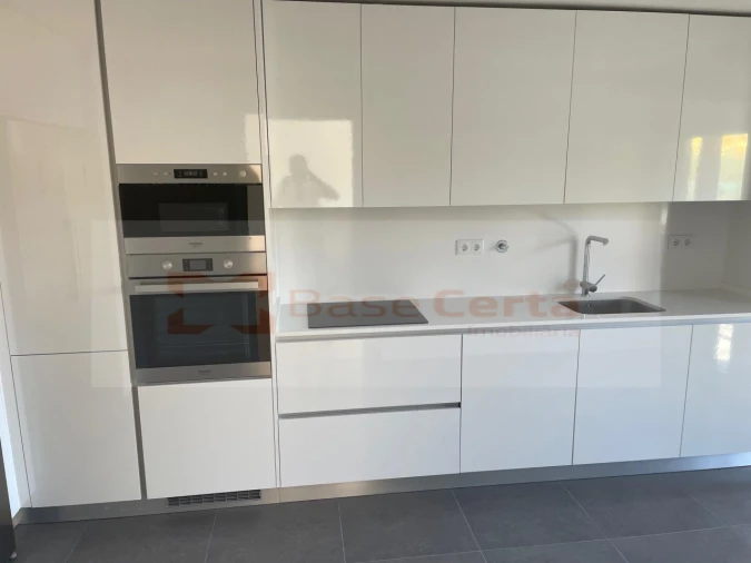 Apartamento T3 para Venda em Alverca do Ribatejo e Sobralinho Foto 1