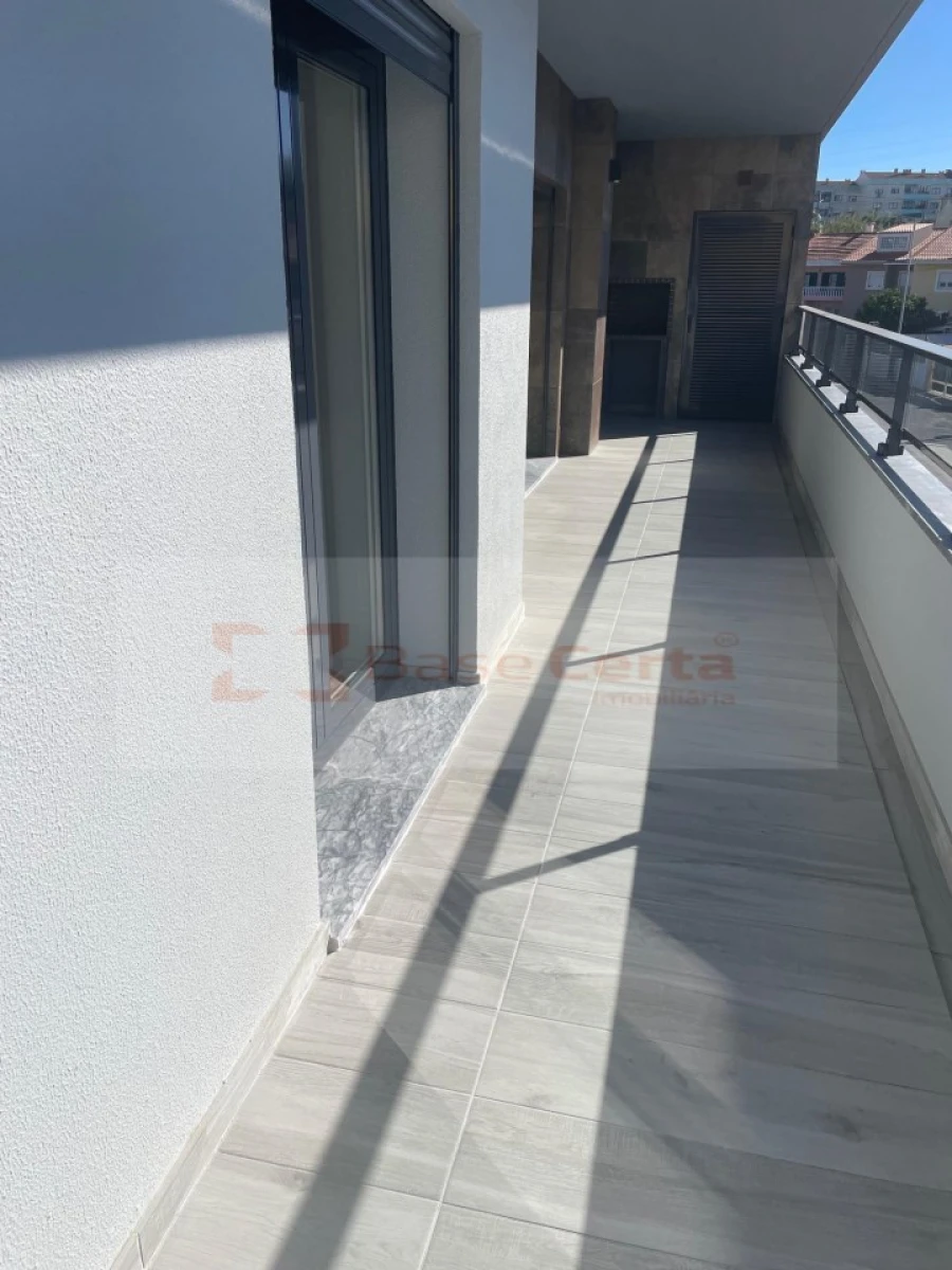 Apartamento T3 para Venda em Alverca do Ribatejo e Sobralinho Foto 11