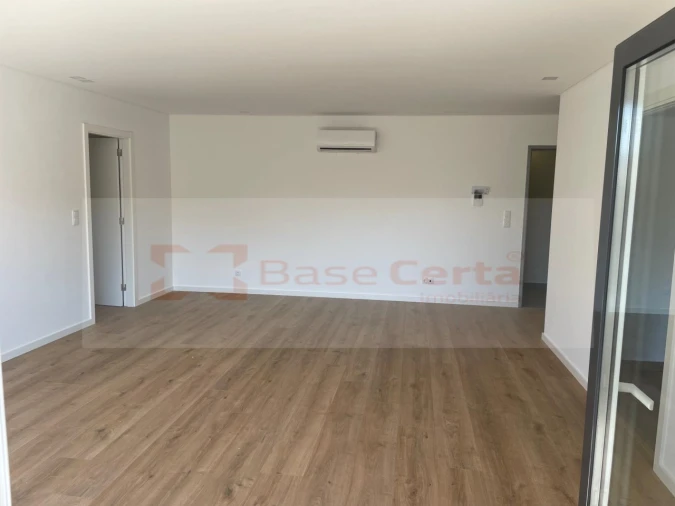 Apartamento T3 para Venda em Alverca do Ribatejo e Sobralinho Foto 13