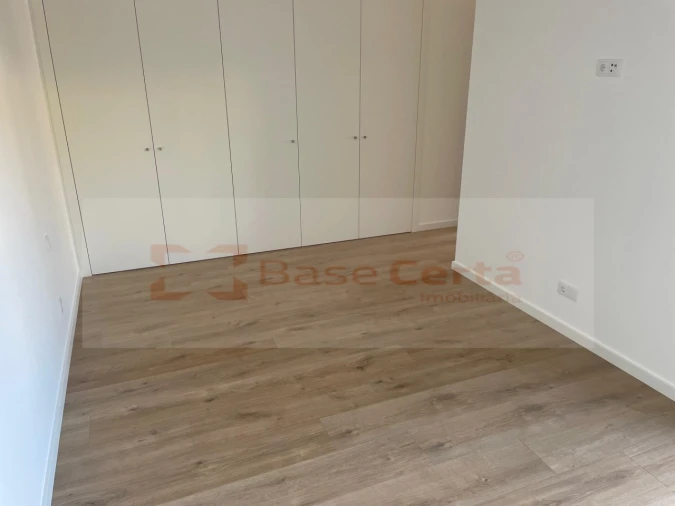 Apartamento T3 para Venda em Alverca do Ribatejo e Sobralinho Foto 18