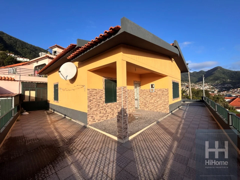 Moradia T2 para Venda em Machico Foto 3