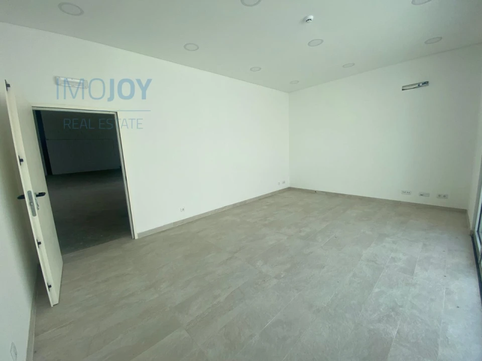 Armazém para Arrendamento em Moita Foto 4