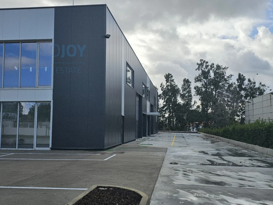 Armazém para Arrendamento em Moita Foto 1