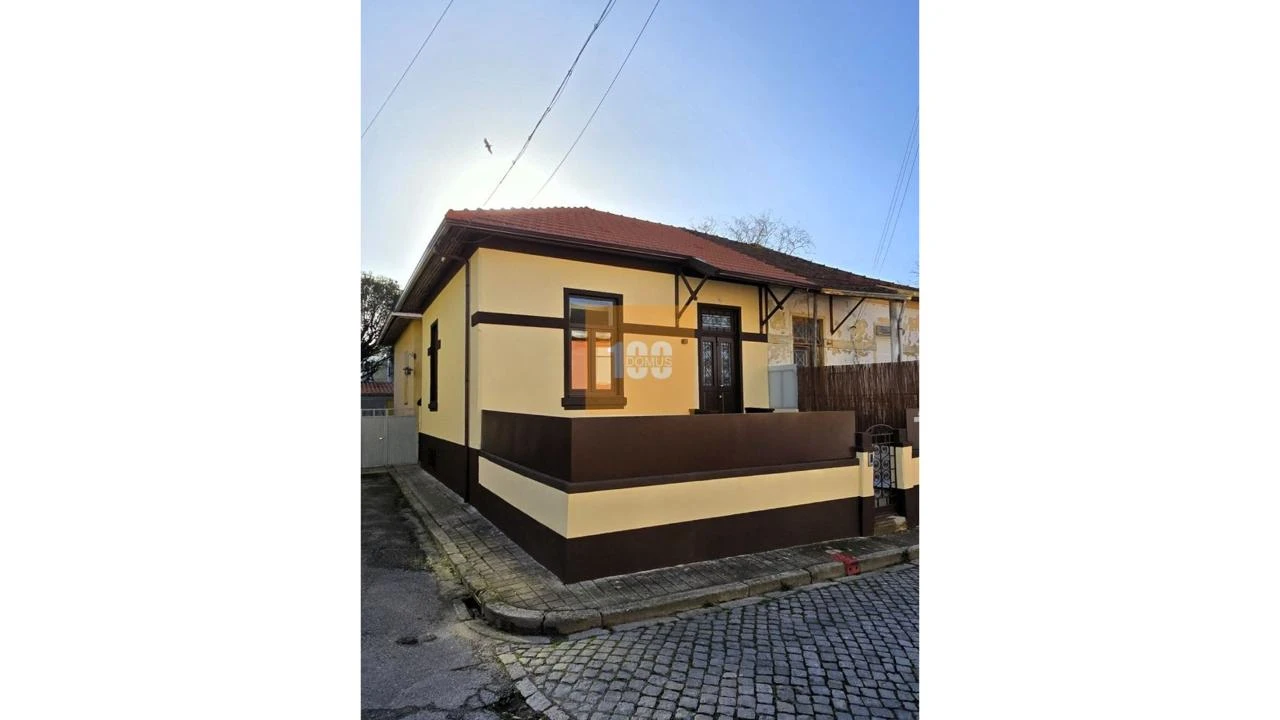 Moradia T2 para Arrendamento em Campanhã Foto 1