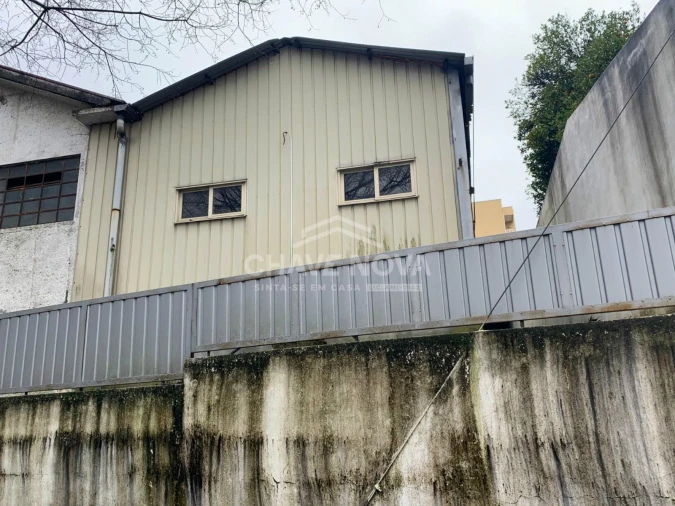Armazém para Venda em São João da Madeira Foto 5