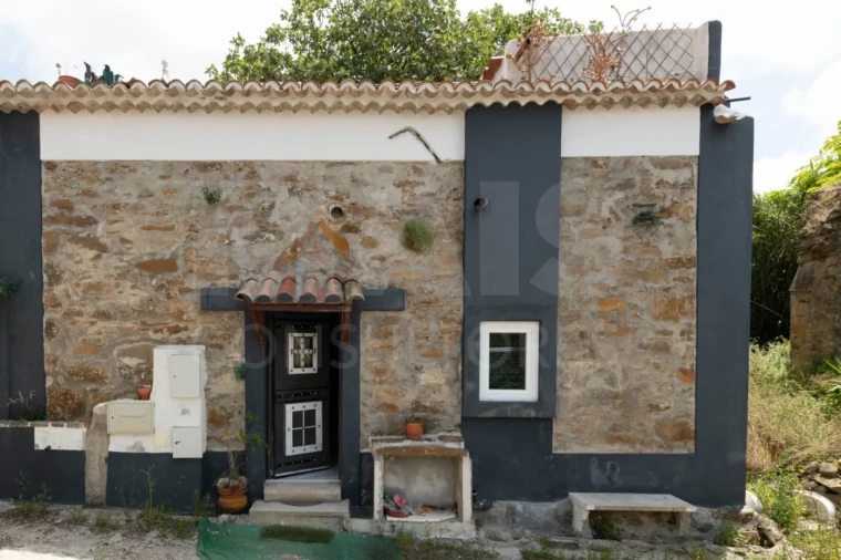 Moradia T1 para Venda em Dois Portos e Runa Foto 2