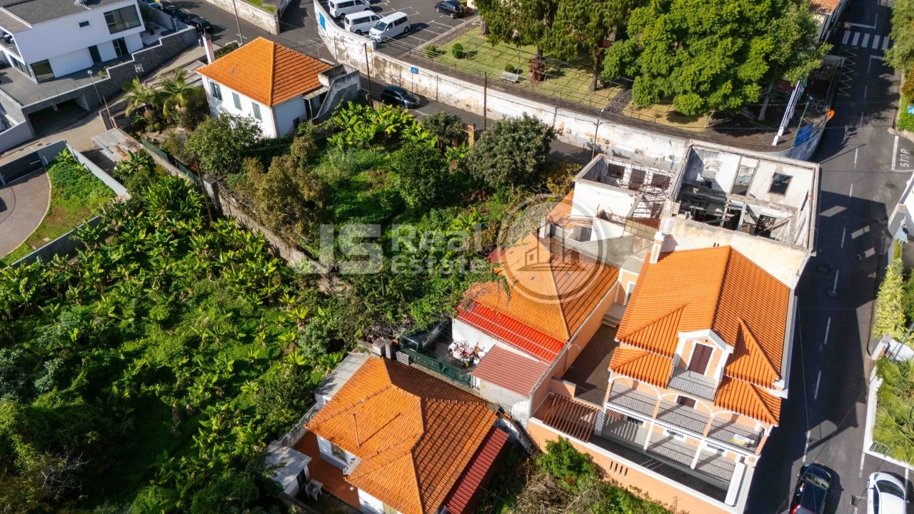 Moradia T2 para Venda em Santo Antonio Foto 2