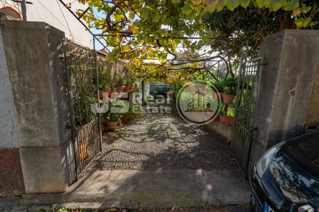 Moradia T2 para Venda em Santo Antonio Foto 13