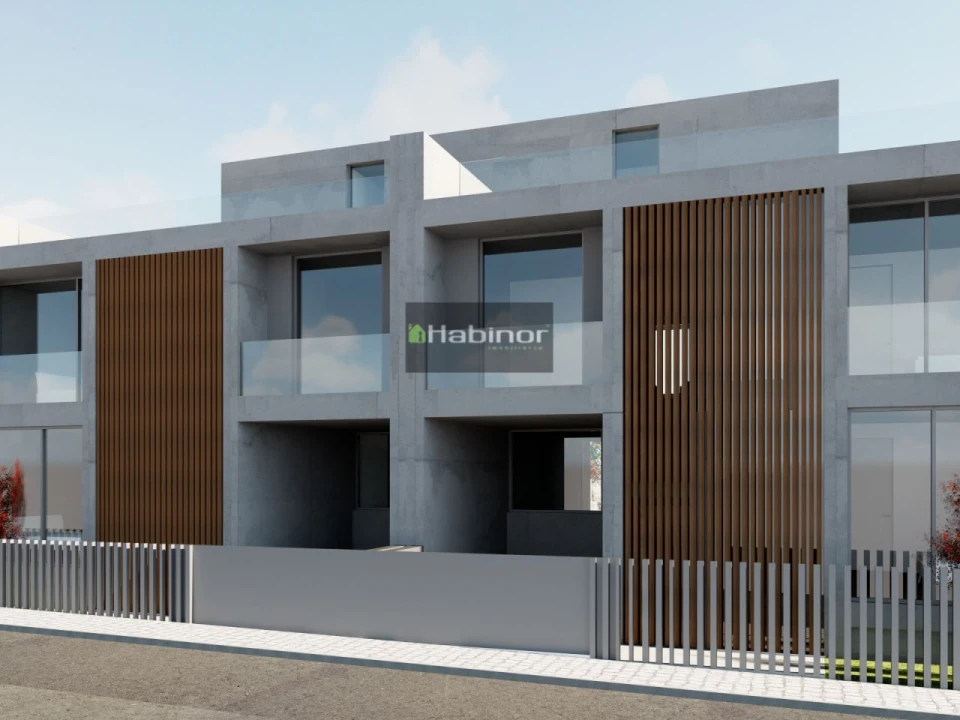 Moradia T2 para Venda em Santa Maria Maior e Monserrate e Meadela Foto 1
