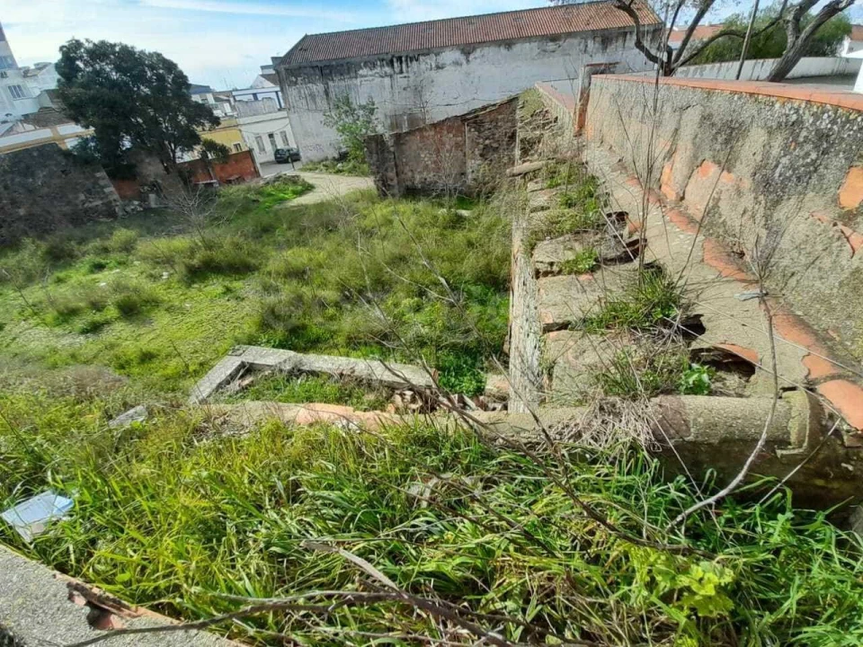 Terreno para Venda em Beja (Santiago Maior e São João Baptista) Foto 1