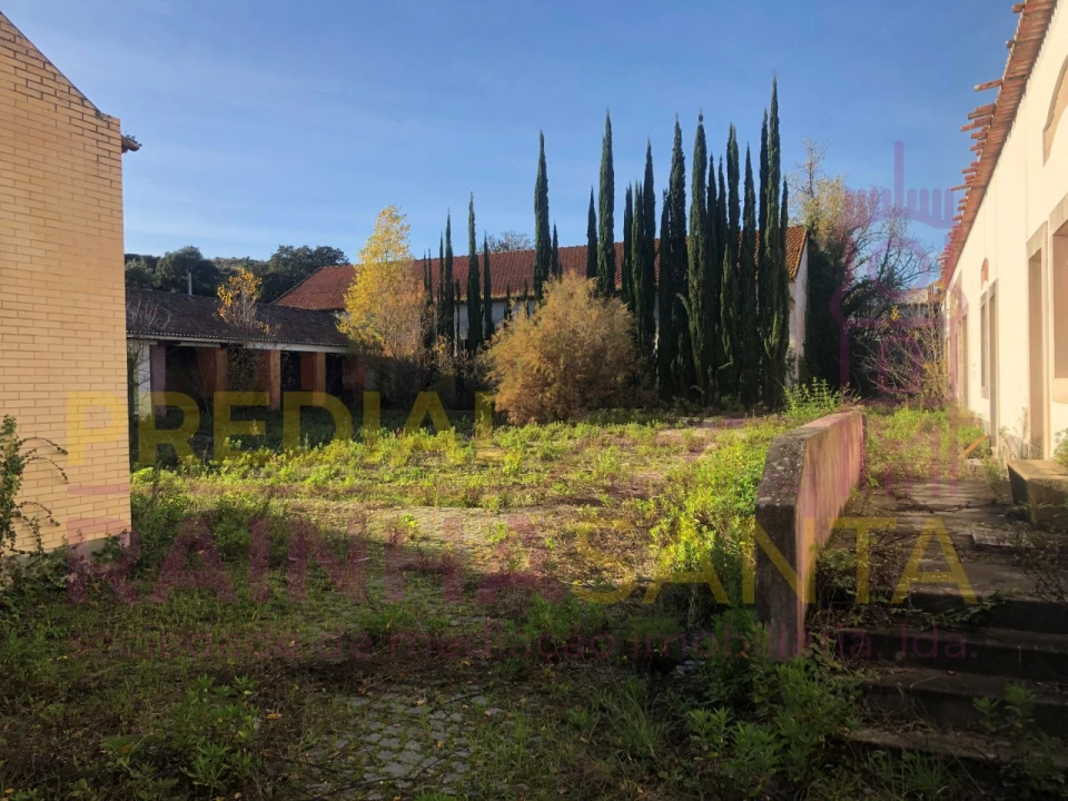 Moradia T6 para Venda em Santa Margarida da Coutada Foto 12