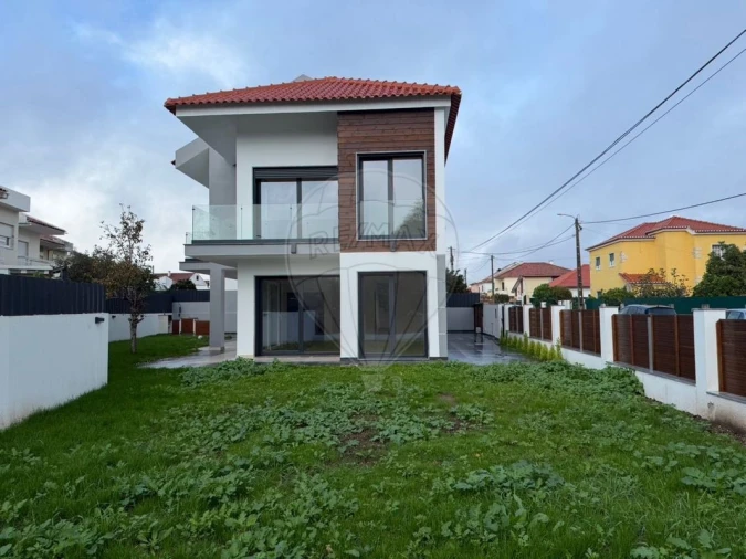 Moradia T3 para Venda em Algueirão-Mem Martins Foto 27