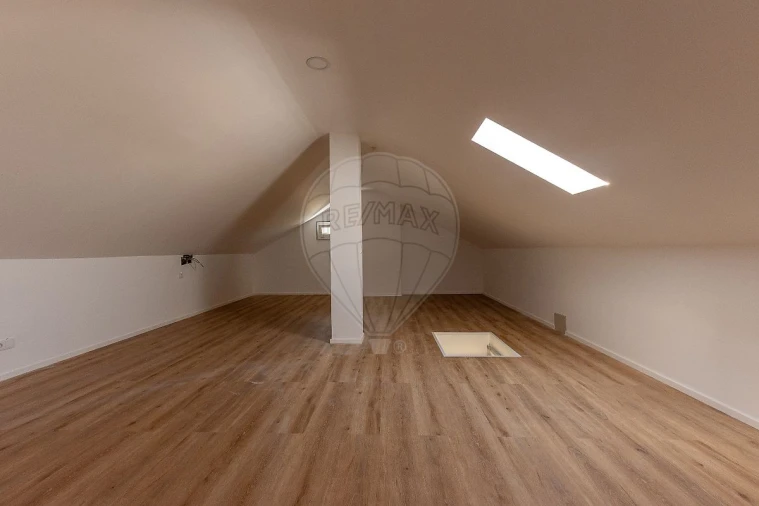 Moradia T3 para Venda em Algueirão-Mem Martins Foto 20