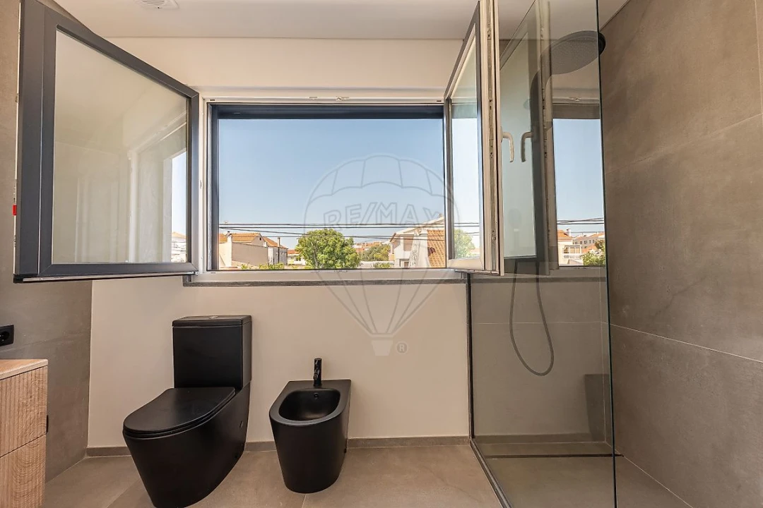 Moradia T3 para Venda em Algueirão-Mem Martins Foto 12