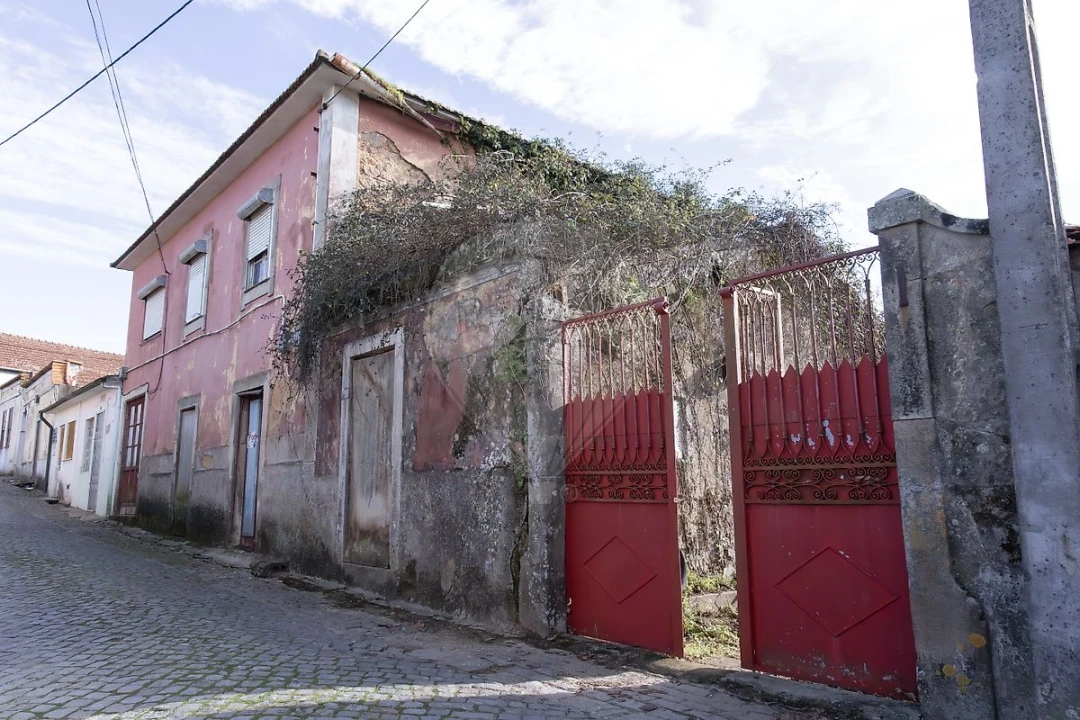 Moradia T5 para Venda em Grijó e Sermonde Foto 2