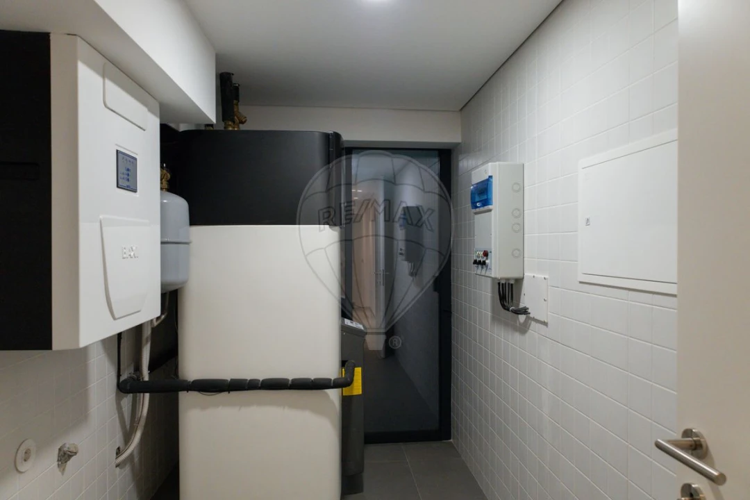 Moradia T5 para Venda em Aldoar, Foz do Douro e Nevogilde Foto 40