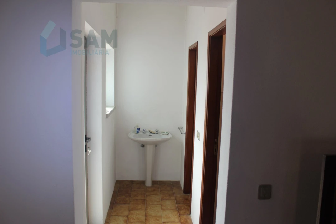 Moradia T3 para Venda em Maiorga Foto 10