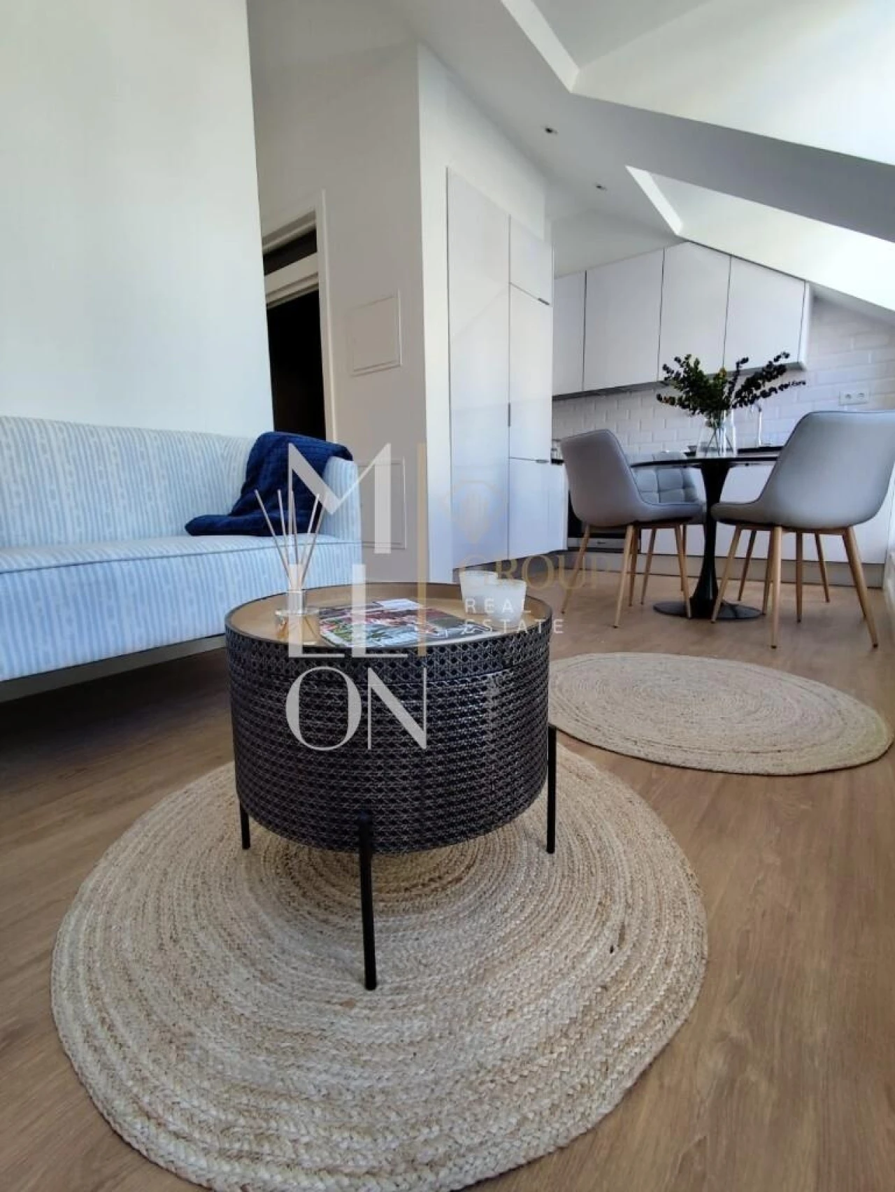 Apartamento T2 para Venda em São Vicente Foto 1