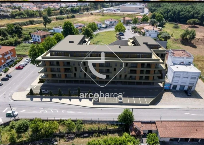 Apartamento T3 para Venda em Correlhã Foto 2