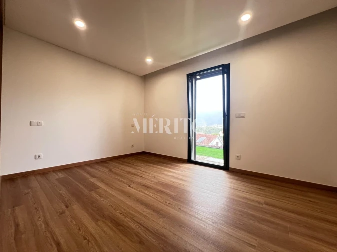 Moradia T3 para Venda em Arca e Ponte de Lima Foto 16