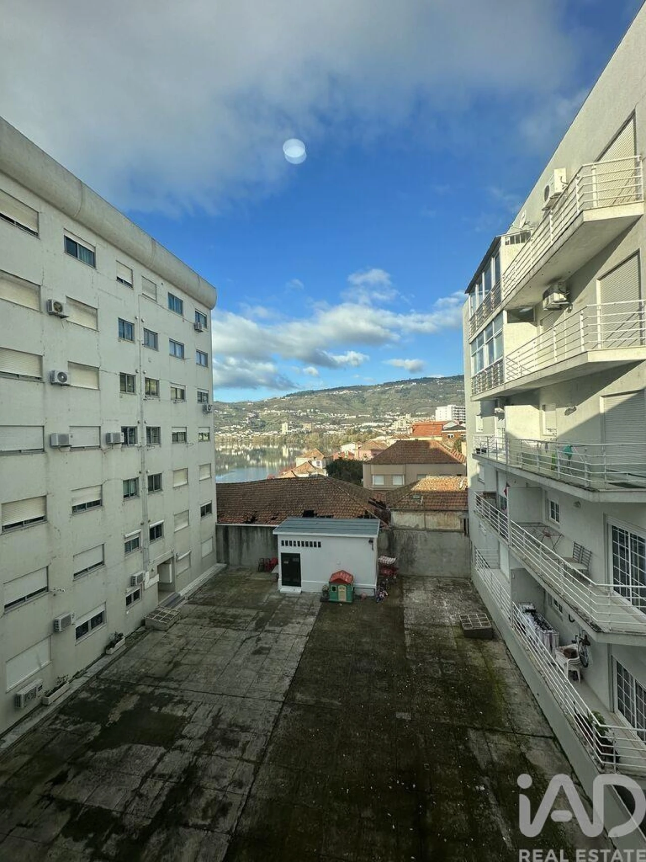 Apartamento T2 para Venda em Peso da Régua e Godim Foto 22