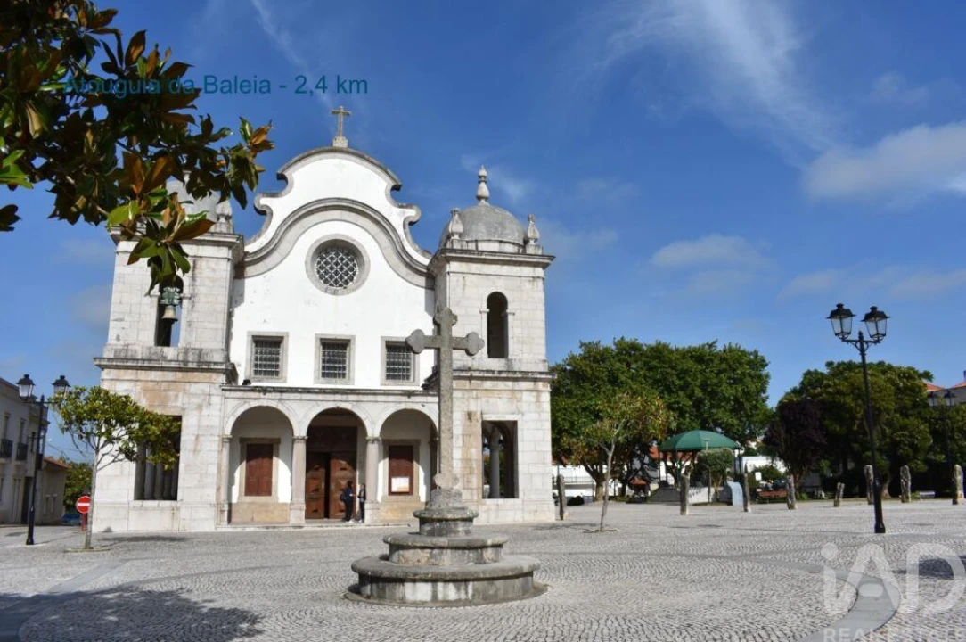 Moradia T4 para Venda em Atouguia da Baleia Foto 23