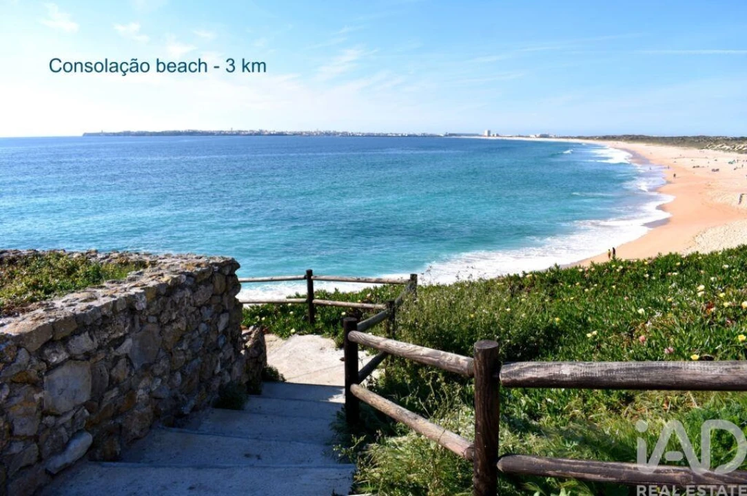 Moradia T4 para Venda em Atouguia da Baleia Foto 19