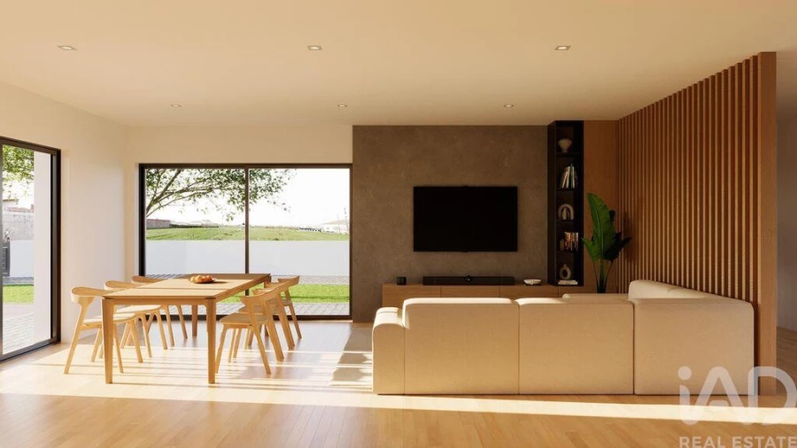 Moradia T4 para Venda em Atouguia da Baleia Foto 18