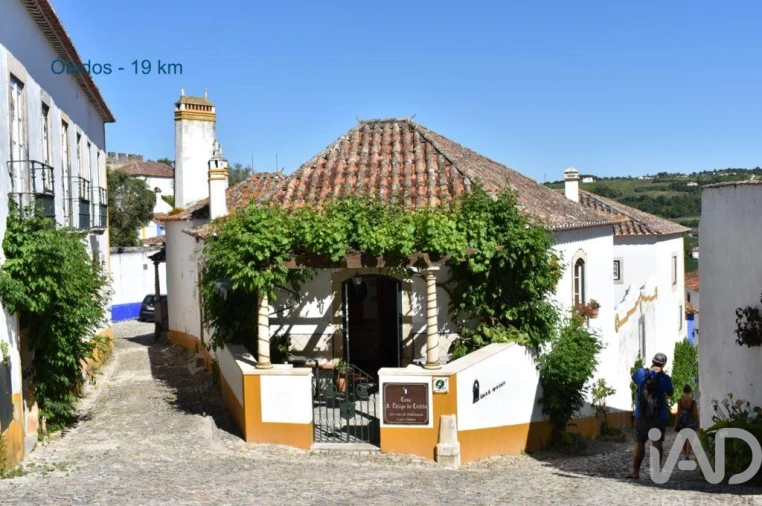 Moradia T4 para Venda em Atouguia da Baleia Foto 24