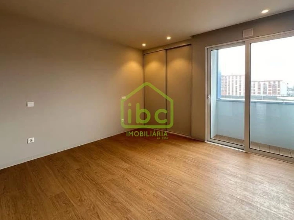 Apartamento T3 para Venda em Póvoa de Varzim, Beiriz e Argivai Foto 4