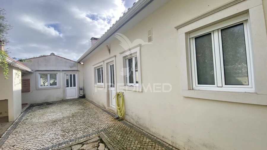 Moradia T3 para Venda em Alcobaça e Vestiaria Foto 7