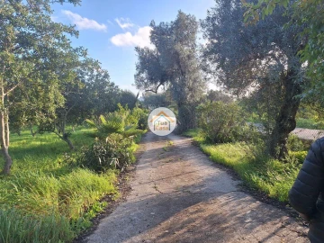 Moradia T3 para Venda em Faro (Sé e São Pedro)