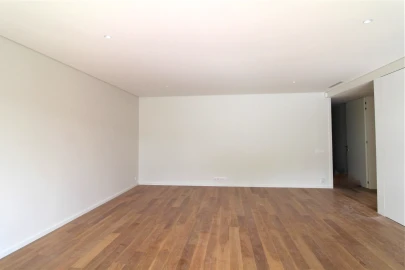 Apartamento T4 para Venda em Azurem