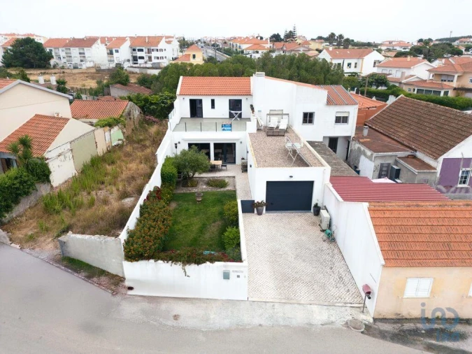 Moradia T4 para Venda em A dos Cunhados e Maceira Foto 2