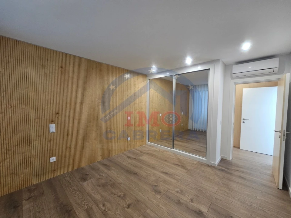 Apartamento T3 para Venda em Caniço Foto 12