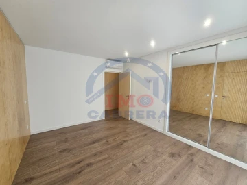Apartamento T3 para Venda em Caniço