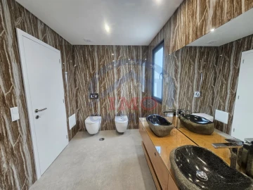 Apartamento T3 para Venda em Caniço