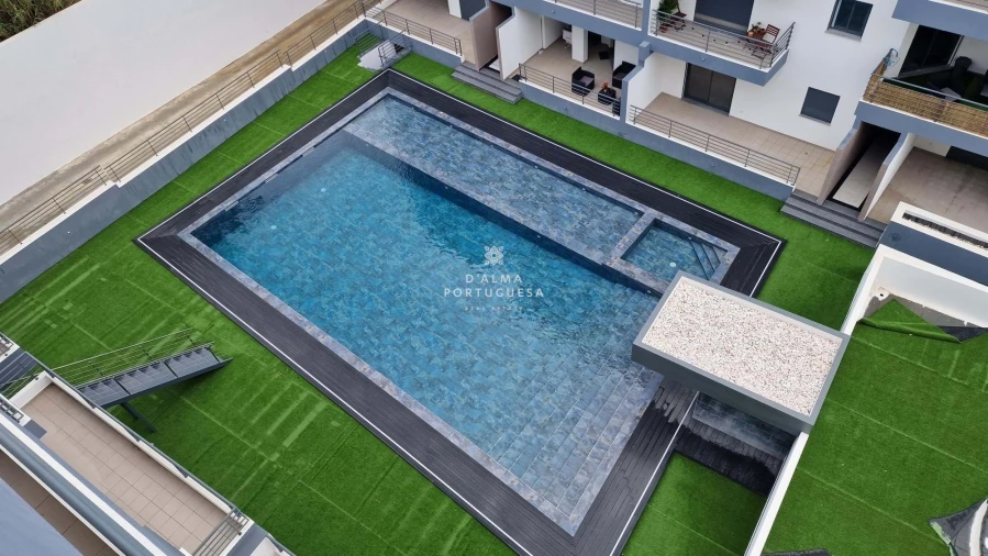 Apartamento T3 para Venda em Quelfes Foto 22