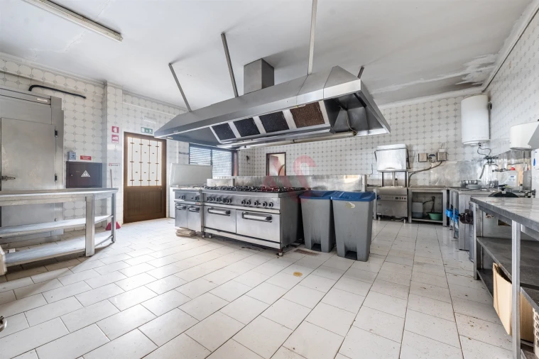 Negócio para Arrendamento em Fafe Foto 8