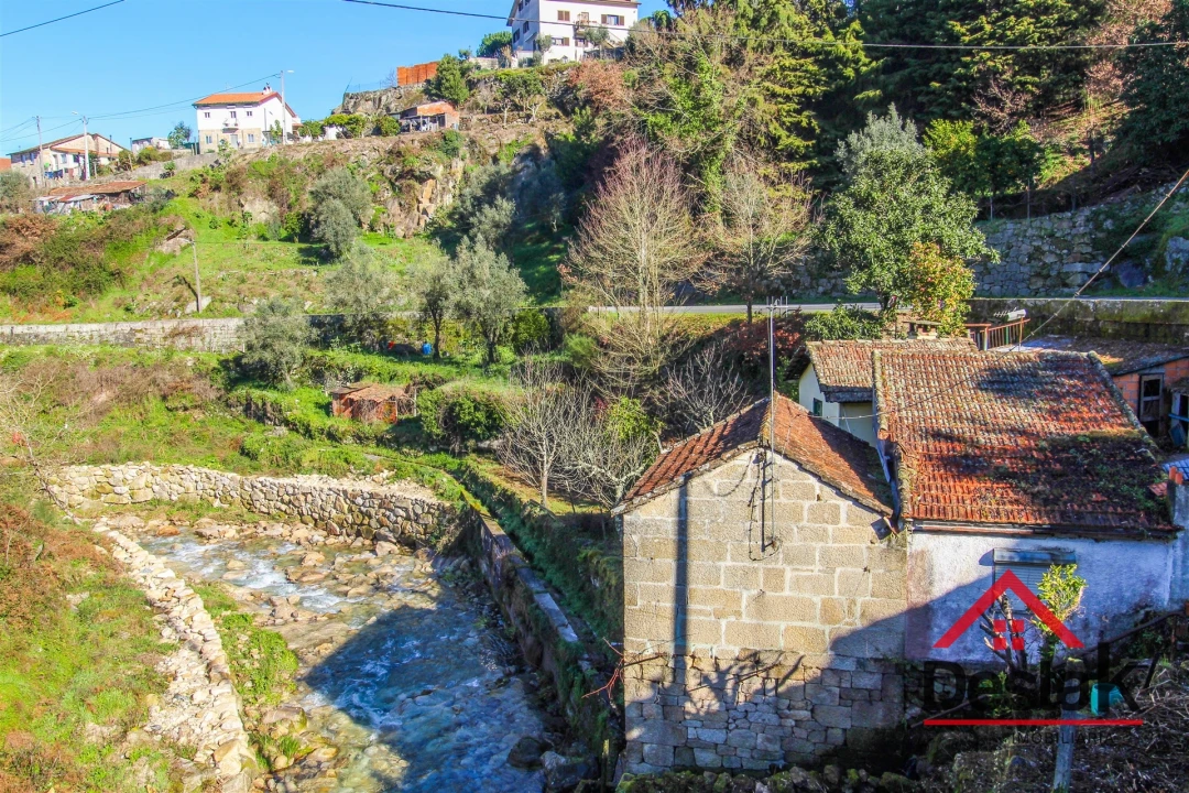 Moradia T2 para Venda em Vouzela e Paços de Vilharigues Foto 2