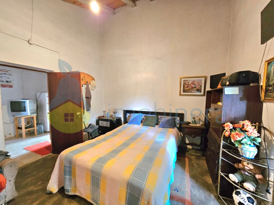 Moradia T3 para Venda em Ameixial Foto 10