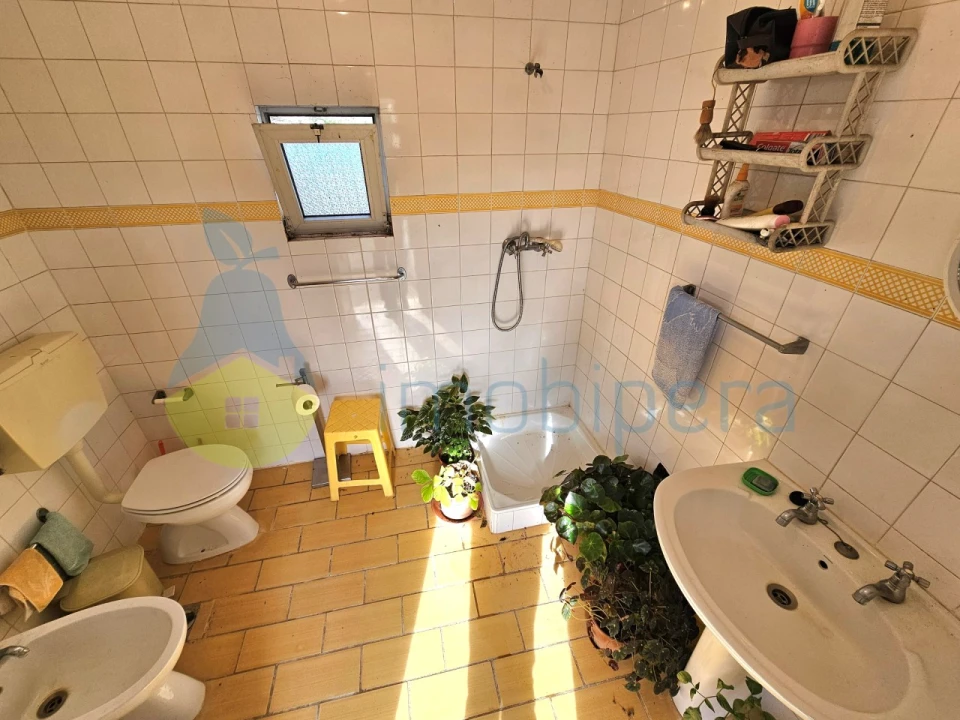 Moradia T3 para Venda em Ameixial Foto 19